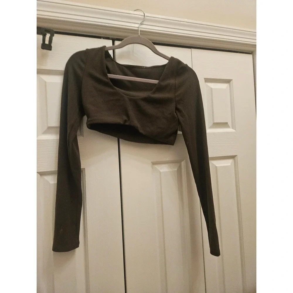 Alo Yoga Ribbed Long Sleeve Crop Top Scoop Neck Brown Olive Green Athleisure
